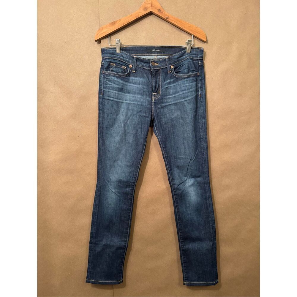J Brand Skinny Jean in Dark Vintage